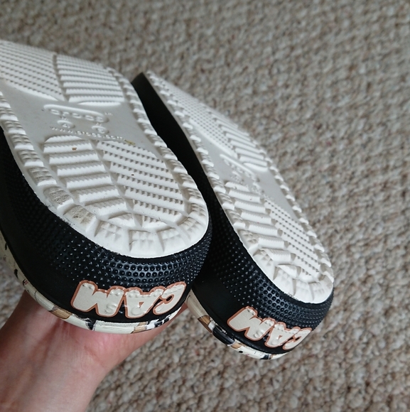 Crocs x Squishmallows Cam Cozzzy Sandal size 6 - Picture 13 of 14